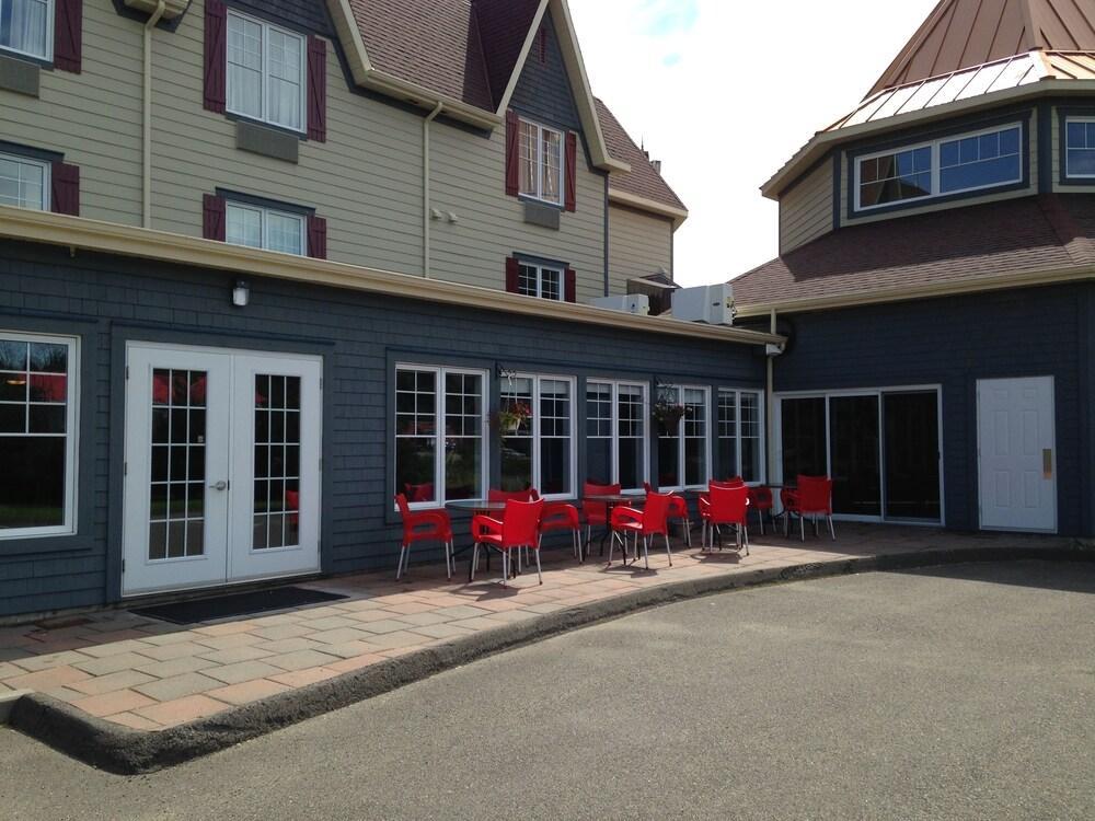 Quality Inn Riviere-du-Loup Exterior photo