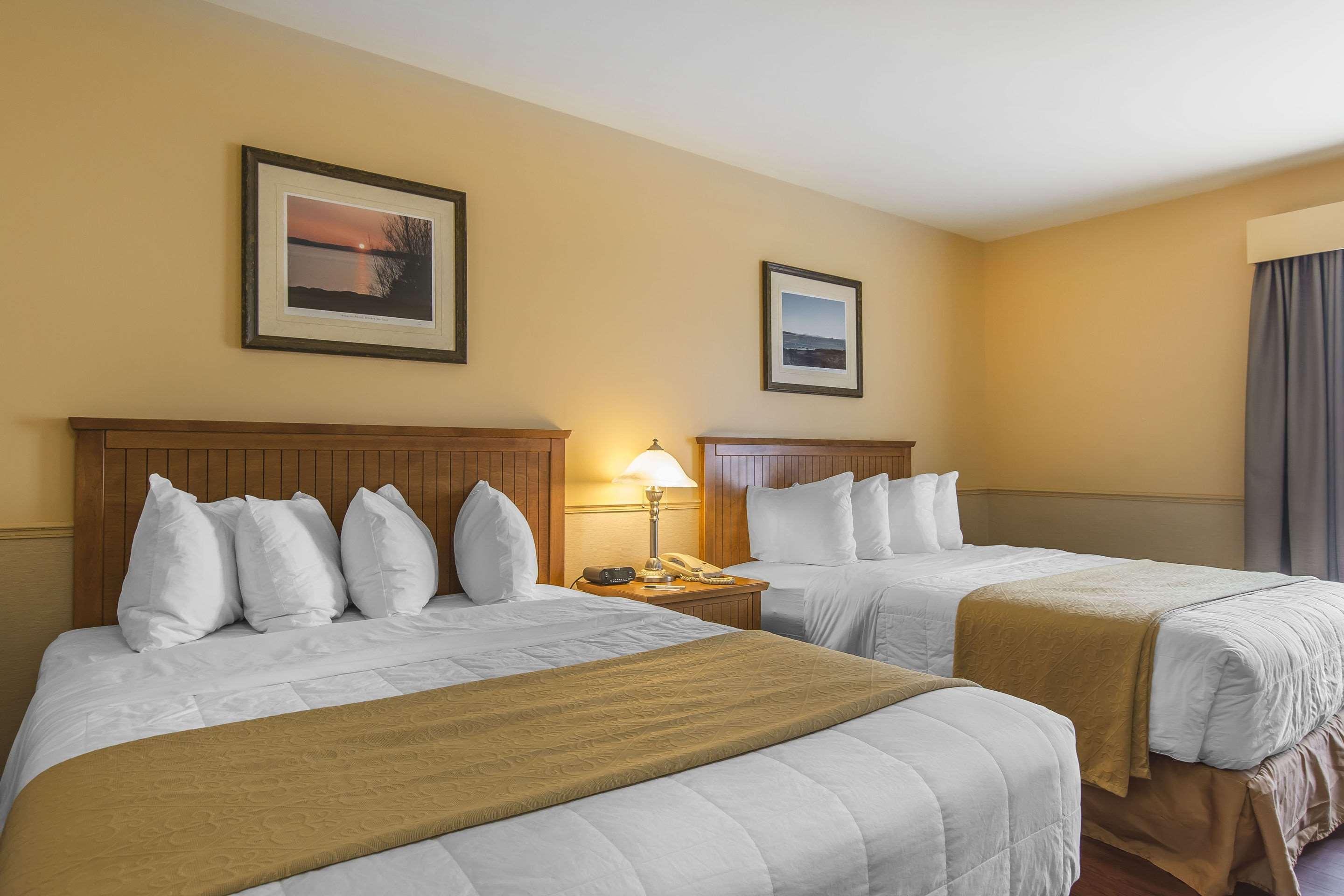 Quality Inn Riviere-du-Loup Exterior photo