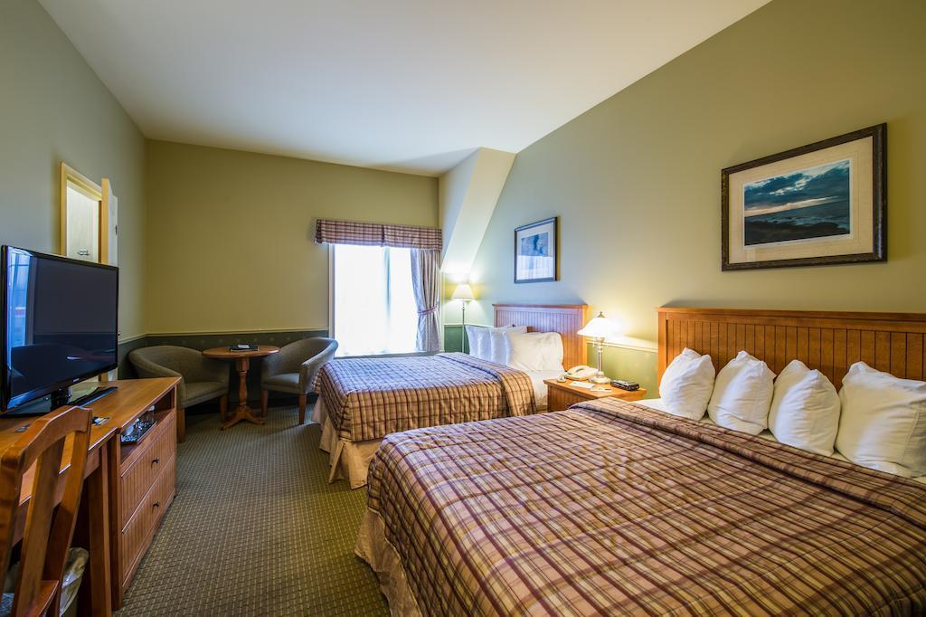 Quality Inn Riviere-du-Loup Exterior photo