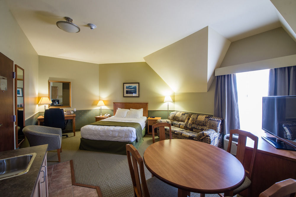 Quality Inn Riviere-du-Loup Exterior photo