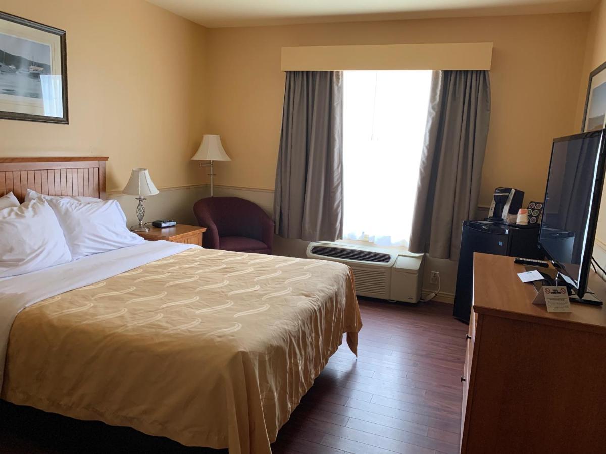Quality Inn Riviere-du-Loup Exterior photo